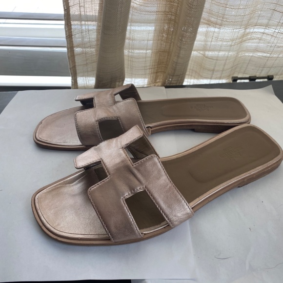 Hermes Gold and Brown Mules with H-Pattern Design - Picture 5 of 6